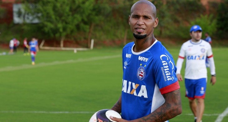 Welington Silva se recupera de cirurgia no joelho (Foto: Felipe Oliveira / Divulgação / EC Bahia)