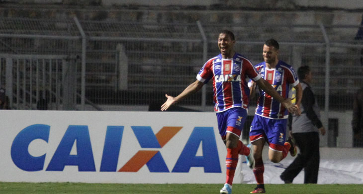 Rodrigão marcou dois gols na estreia como titular no Bahia (Foto: Estadão Conteúdo)